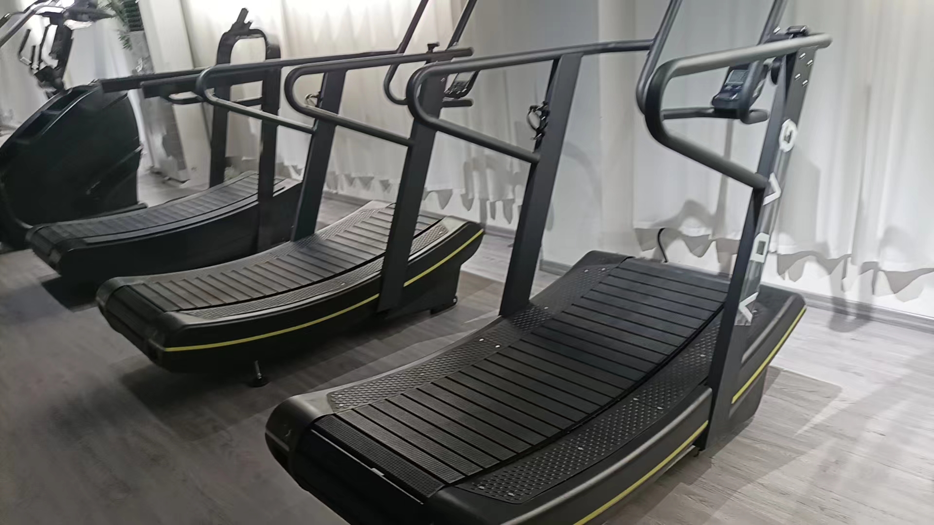 Customized Motorless Curved Tr - Home Gym Outdoor incelemesi ve fiyatı